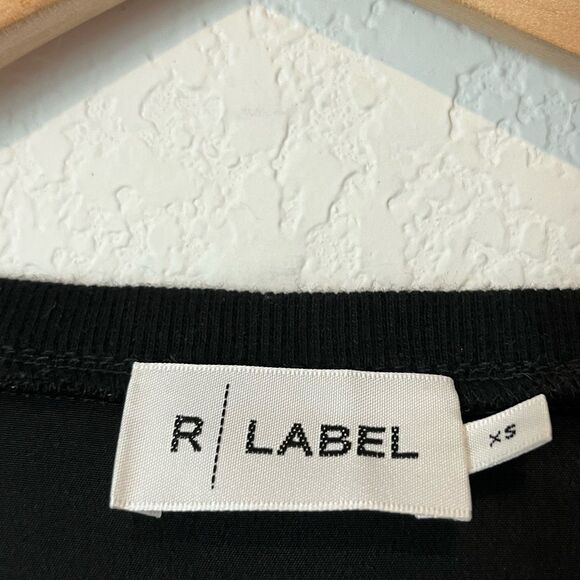 R | Label Black Silk V-Neck Lightweight High Low Blouse Top Women's Size XS - Picture 4 of 5